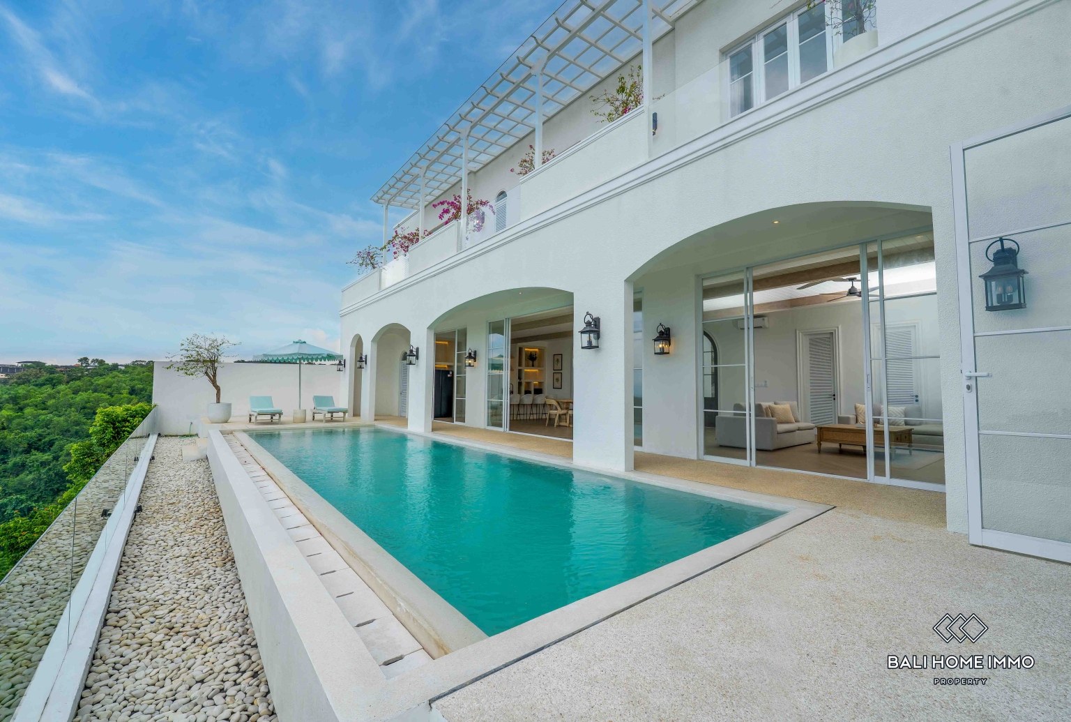 Ungasan AD210 — 4BR, доступна с 26 сентября