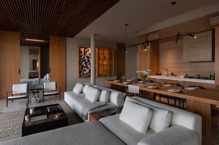 Family villa with pool near Melasti Beach